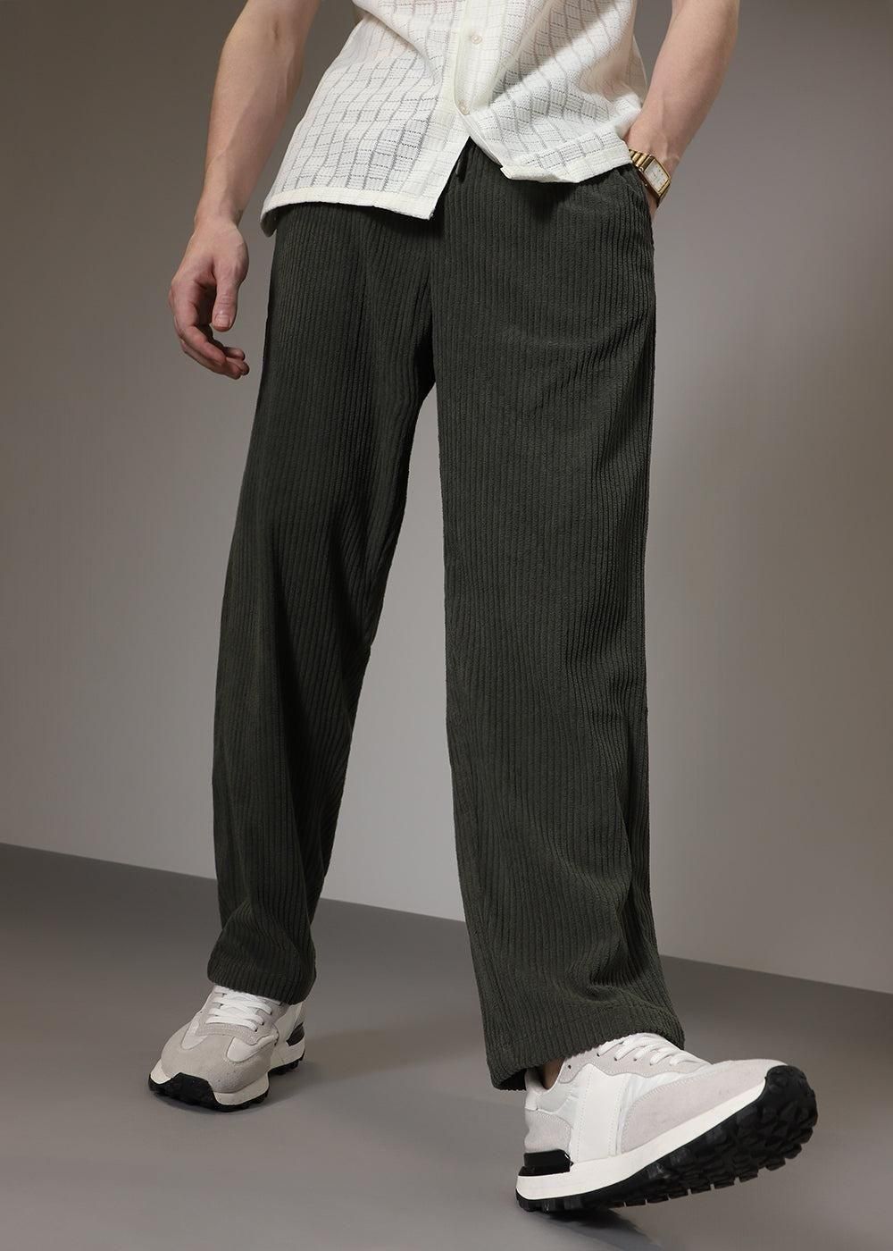 Loose Fit Streetwear: Corduroy Pants
