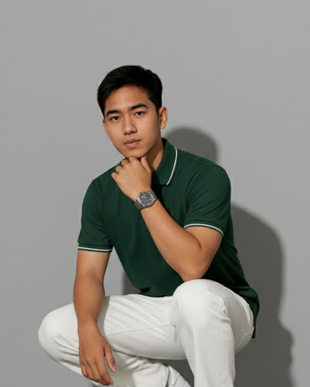 Classic Contrast: Tipped Polo