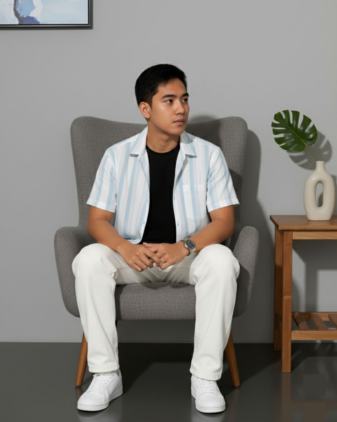 Spread Collar: Casual Shirt