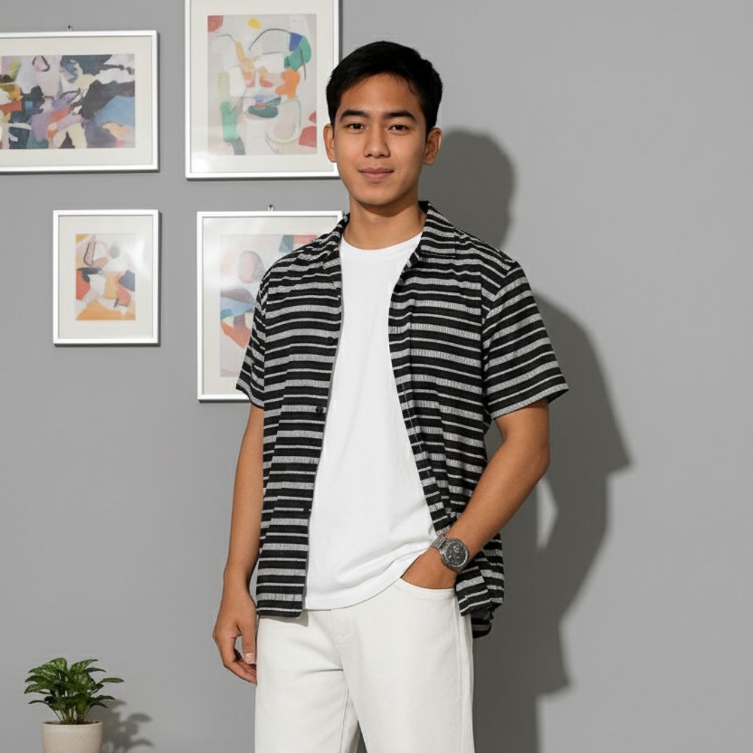Horizontal Stripe: The "Retro Wave"